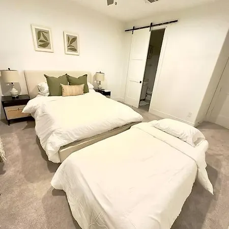 Comfortable Modern Home In Downtown Houston - Sleeps 10 Exterior photo